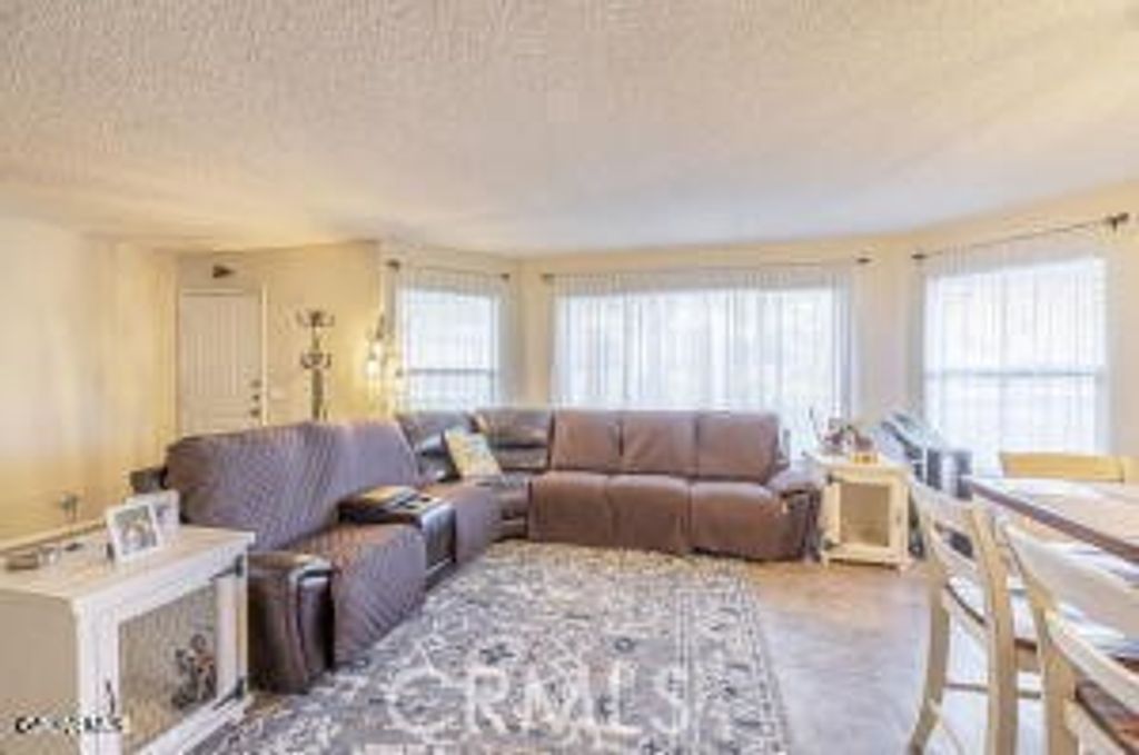 Image 6 of property listing at 16416 Rawhide, Palmdale, CA 93591