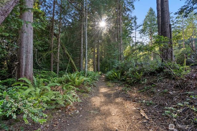 0 Point White Drive NE, Bainbridge Island, WA 98110