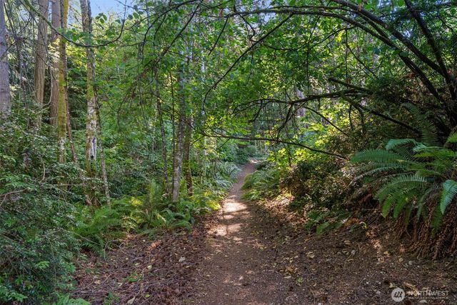 0 Point White Drive NE, Bainbridge Island, WA 98110