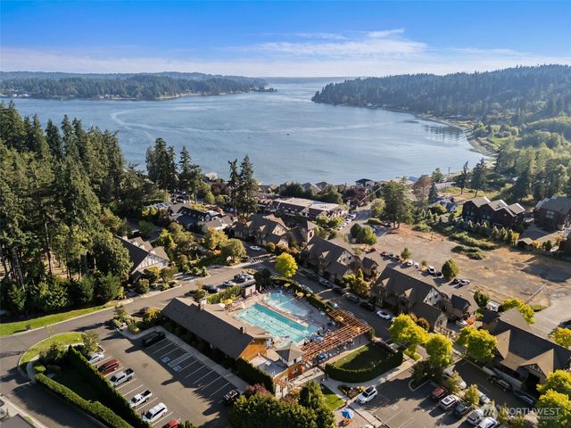 0 Point White Drive NE, Bainbridge Island, WA 98110
