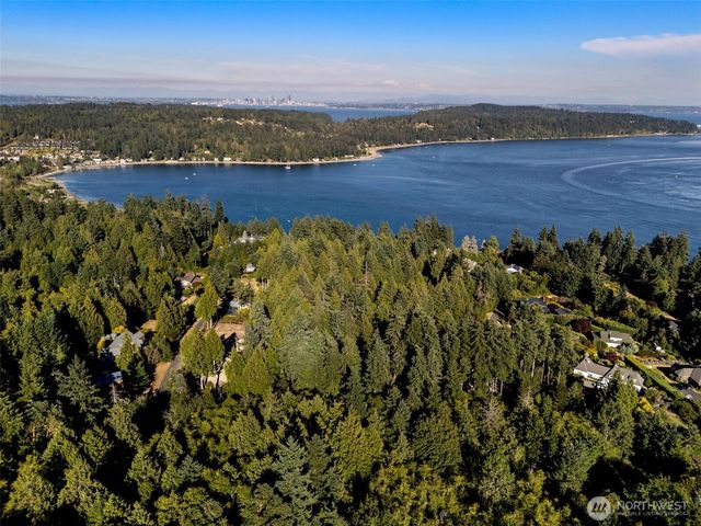 0 Point White Drive NE, Bainbridge Island, WA 98110