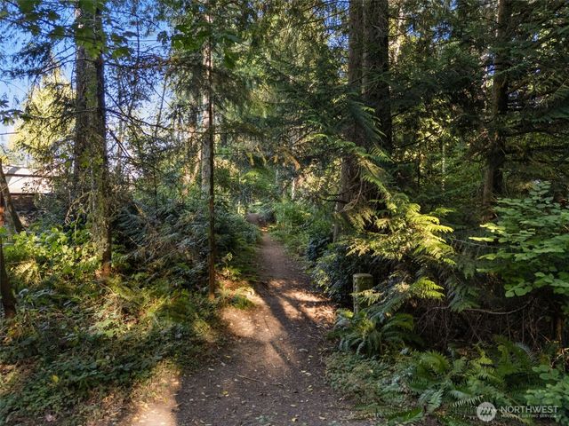 0 Point White Drive NE, Bainbridge Island, WA 98110