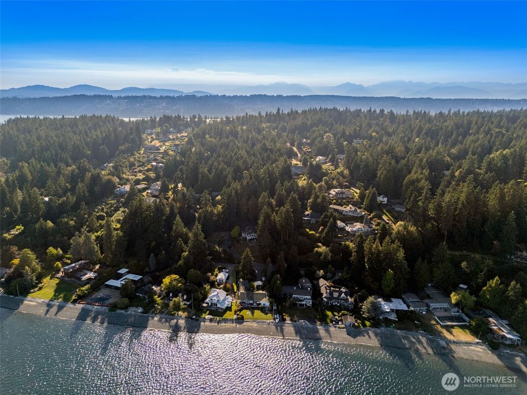 0 Point White Drive NE, Bainbridge Island, WA 98110