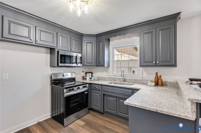 4702 Edrie Dr, Sutherland, VA 23885