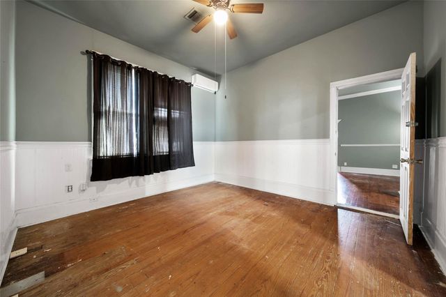 207 Northwood Street, Houston, TX 77009