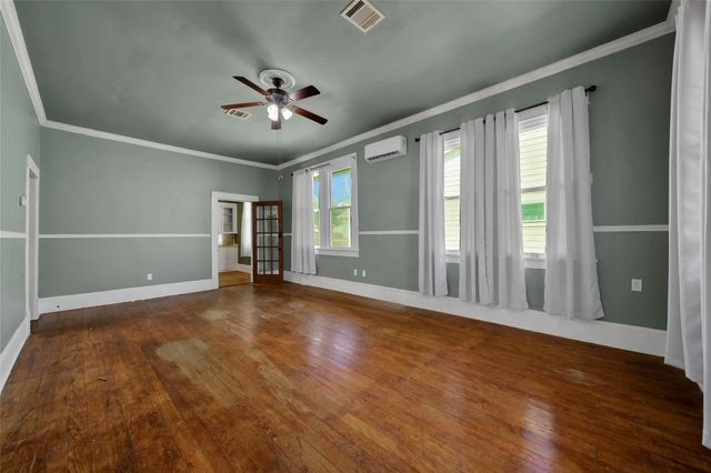 207 Northwood Street, Houston, TX 77009