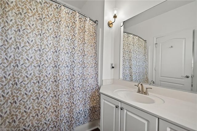 5224 Elston LN, Virginia Beach, VA 23455