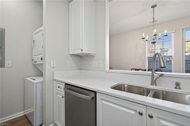 5224 Elston LN, Virginia Beach, VA 23455