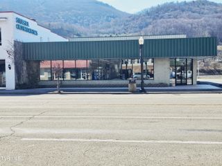 629 Northwest Park Avenue, Norton, VA 24273