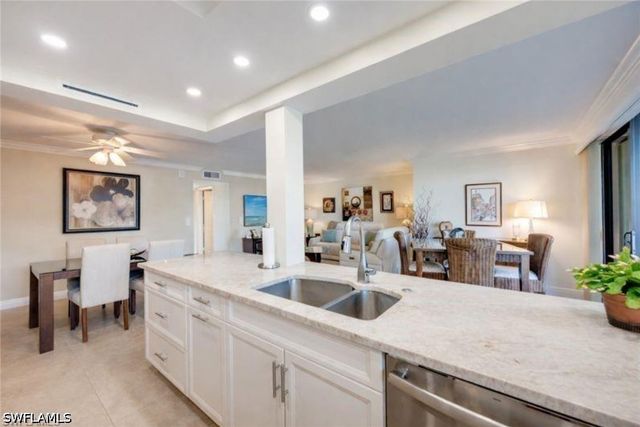 3000 Gulf Shore BLVD N 212, Naples, FL 34103