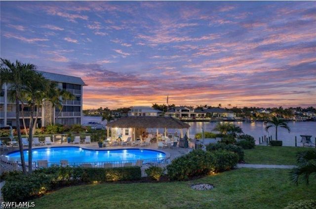 3000 Gulf Shore BLVD N 212, Naples, FL 34103