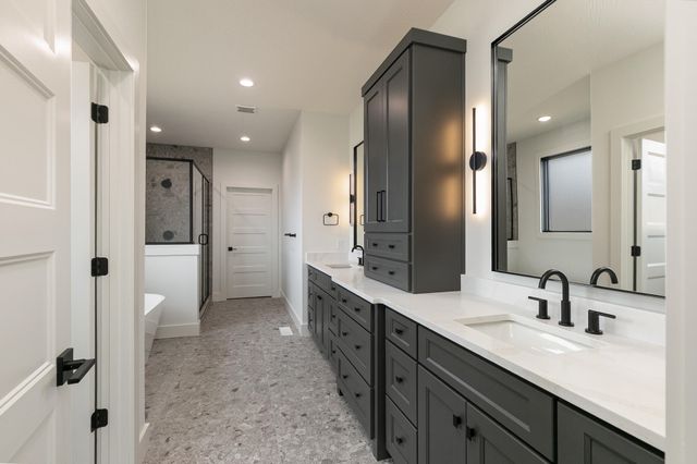 1999 N Alysheba Court, Springfield, MO 65802