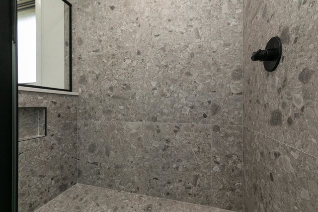 1999 N Alysheba Court, Springfield, MO 65802