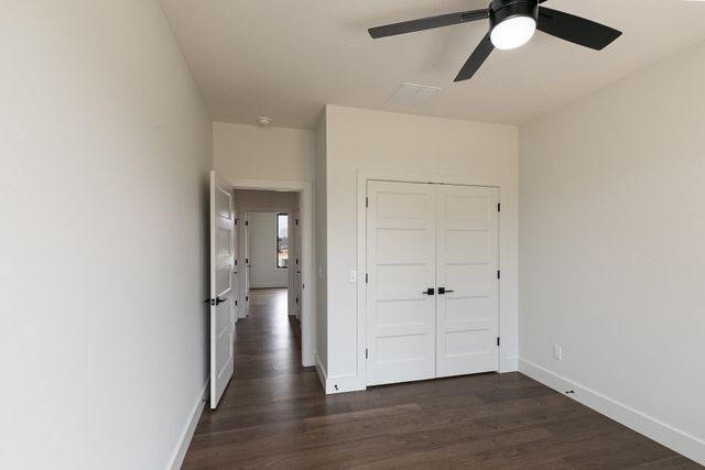 1999 N Alysheba Court, Springfield, MO 65802