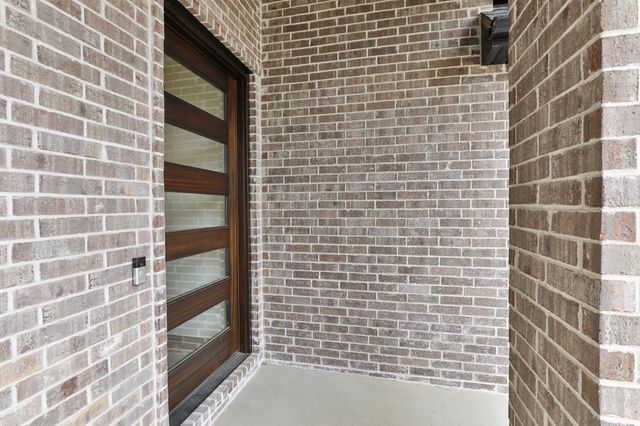 1999 N Alysheba Court, Springfield, MO 65802