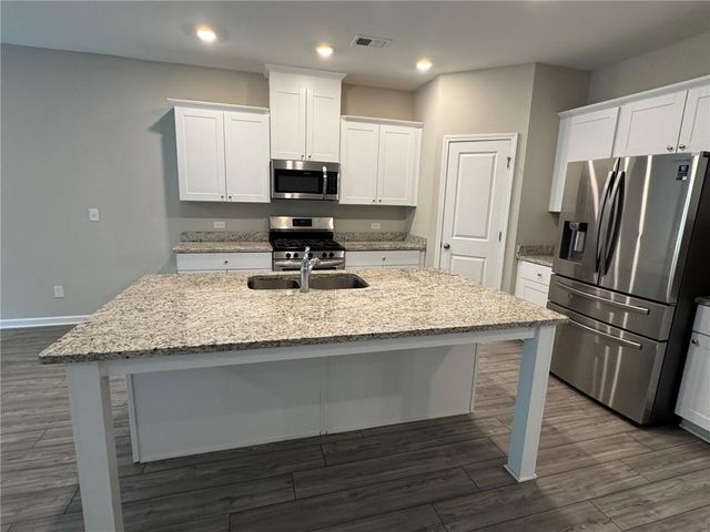 6012 Harbor Landing Drive, Buford, GA 30518