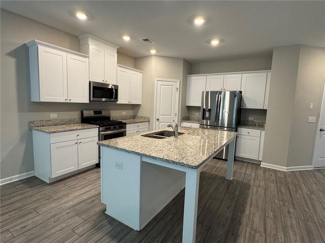 6012 Harbor Landing Drive, Buford, GA 30518