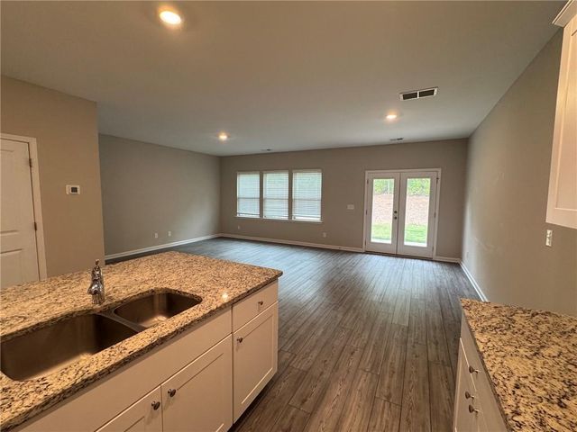 6012 Harbor Landing Drive, Buford, GA 30518