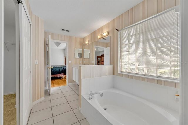 288 ENGLENOOK DRIVE, Debary, FL 32713