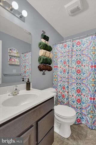88 CLOVER RUN, Abbottstown, PA 17301