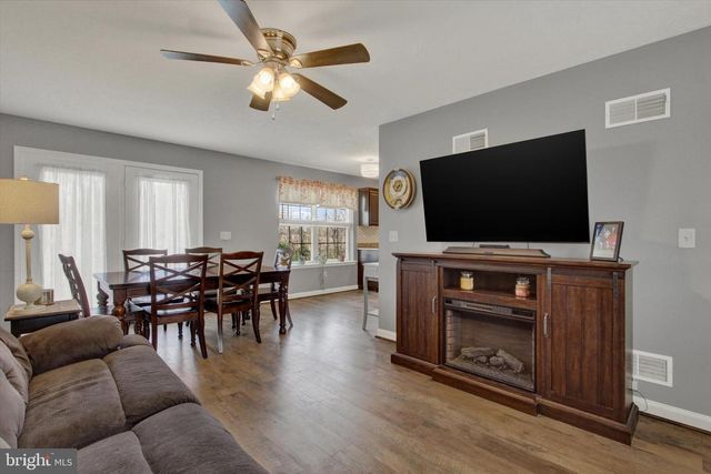 88 CLOVER RUN, Abbottstown, PA 17301