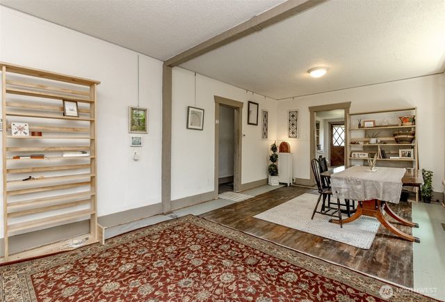 6845 S Clement Avenue, Tacoma, WA 98409