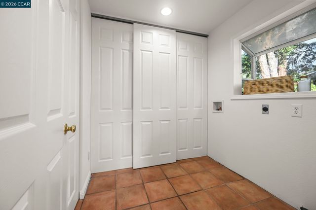 145 Gil Blas Rd, Danville, CA 94526