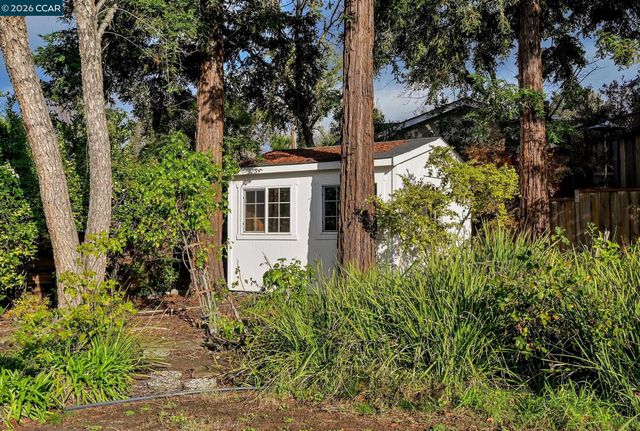 145 Gil Blas Rd, Danville, CA 94526