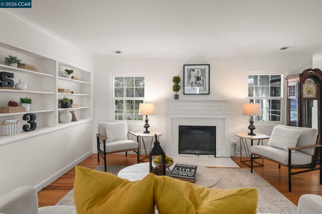 145 Gil Blas Rd, Danville, CA 94526