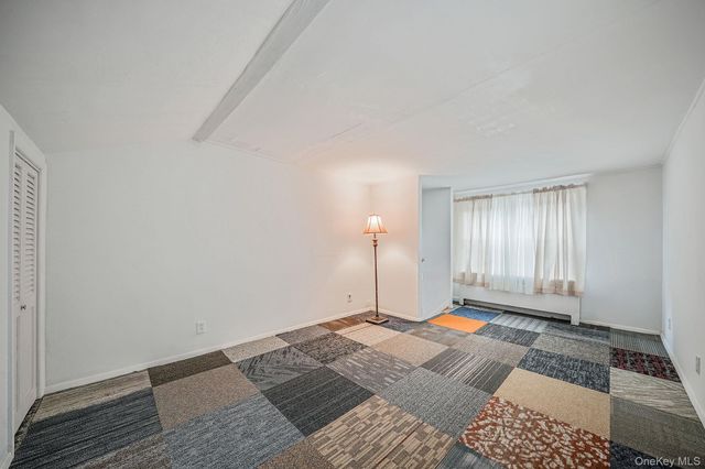 121 Foxdale Lane, Port Jefferson, NY 11777