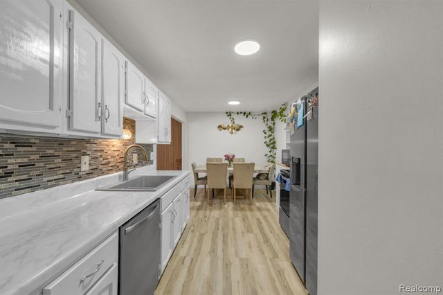 37742 Colonial Drive, Westland, MI 48185
