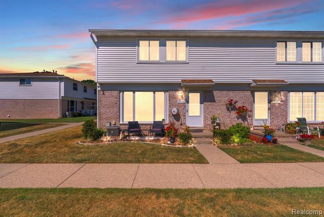 37742 Colonial Drive, Westland, MI 48185