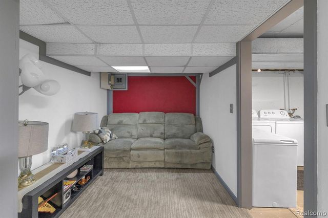 37742 Colonial Drive, Westland, MI 48185