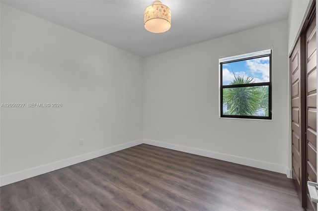 15455 NW 88th Ct, Miami Lakes, FL 33018