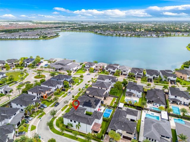 15455 NW 88th Ct, Miami Lakes, FL 33018