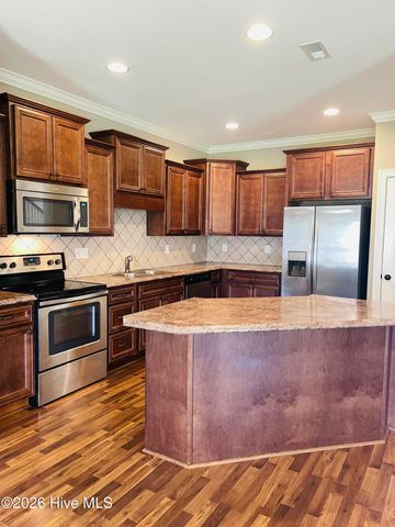 2016 Leighton Drive A, Greenville, NC 27834