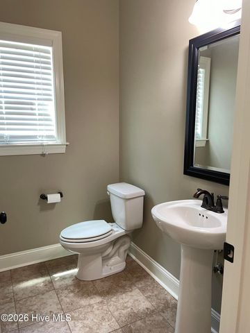 2016 Leighton Drive A, Greenville, NC 27834