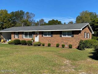 161 Hill Lane, Sneads Ferry, NC 28460