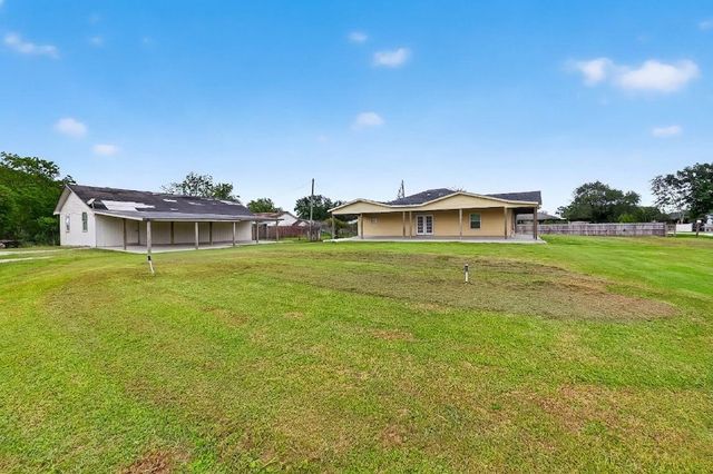 6014 Linda Drive, Rosharon, TX 77583