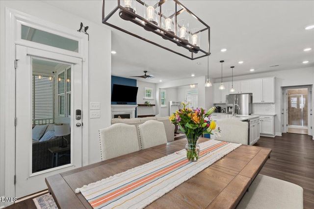 137 Daisy Grove Lane, Holly Springs, NC 27540