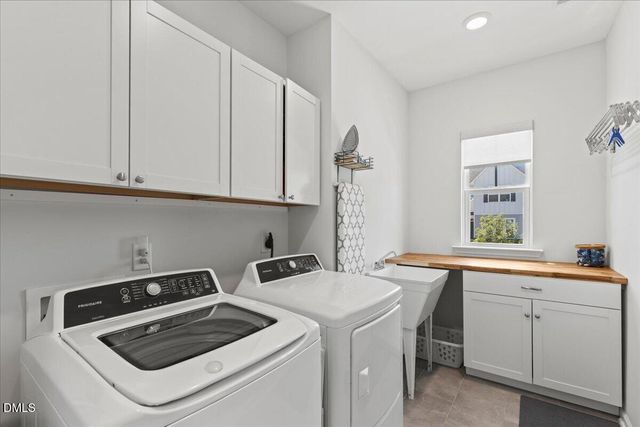 137 Daisy Grove Lane, Holly Springs, NC 27540