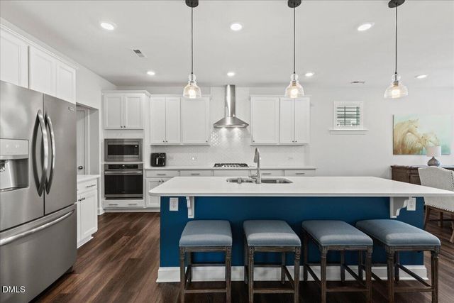 137 Daisy Grove Lane, Holly Springs, NC 27540