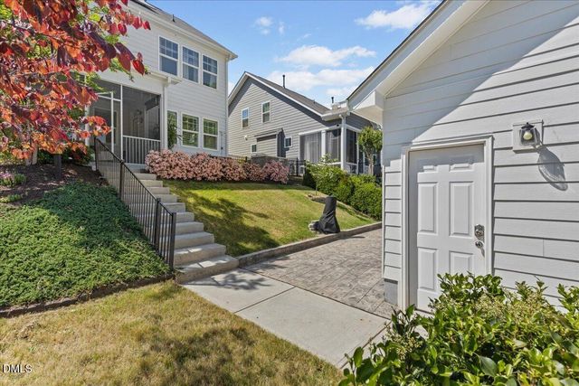 137 Daisy Grove Lane, Holly Springs, NC 27540