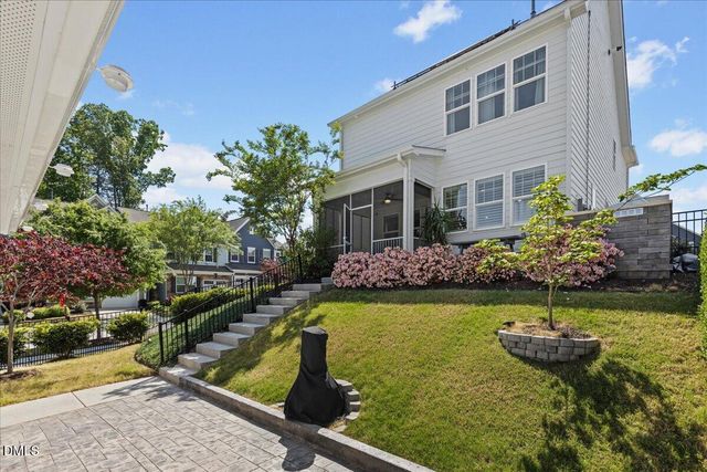 137 Daisy Grove Lane, Holly Springs, NC 27540