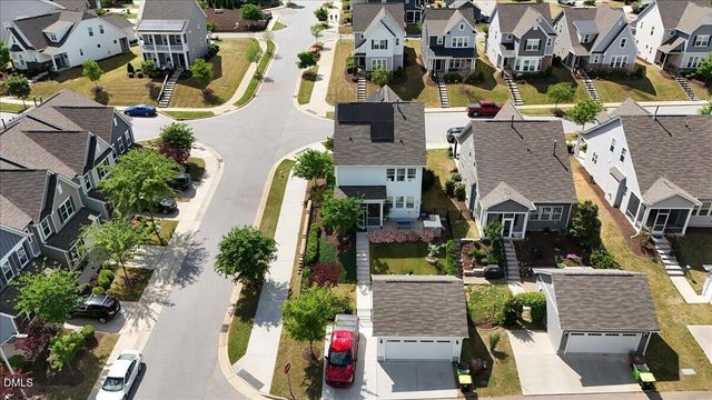 137 Daisy Grove Lane, Holly Springs, NC 27540