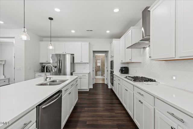 137 Daisy Grove Lane, Holly Springs, NC 27540