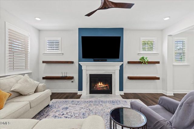 137 Daisy Grove Lane, Holly Springs, NC 27540