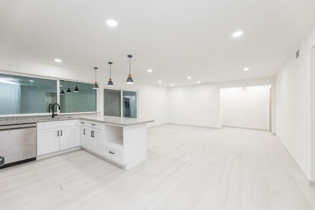 7115 Falling Waters Drive, Spring, TX 77379