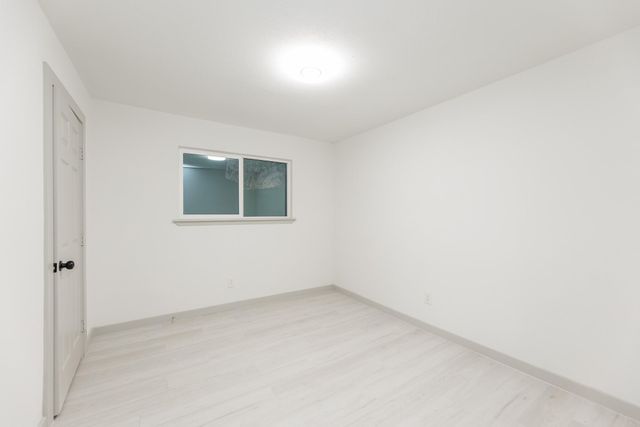 7115 Falling Waters Drive, Spring, TX 77379