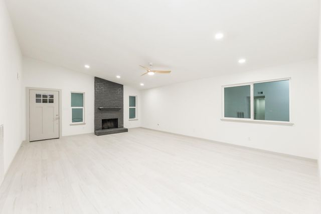 7115 Falling Waters Drive, Spring, TX 77379